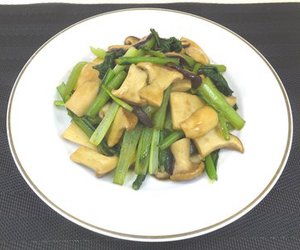 小松菜ときのこのバターしょうゆ炒めレシピ・作り方.pdf